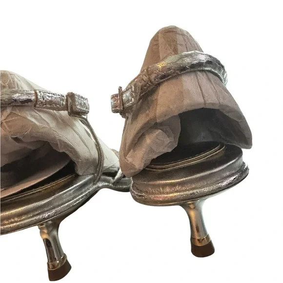 Kenneth Cole Ginger  Strappy Sandals - Picture 4 of 5